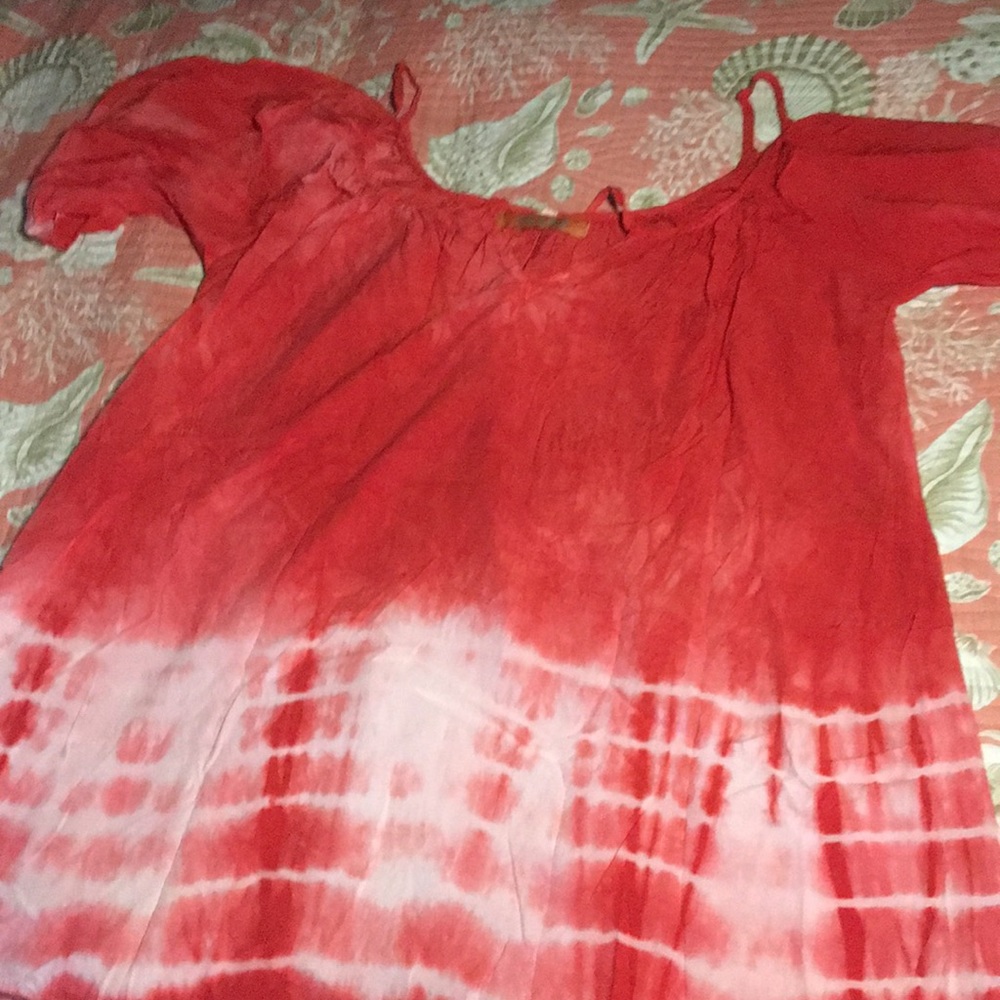 Super cute dye red dress